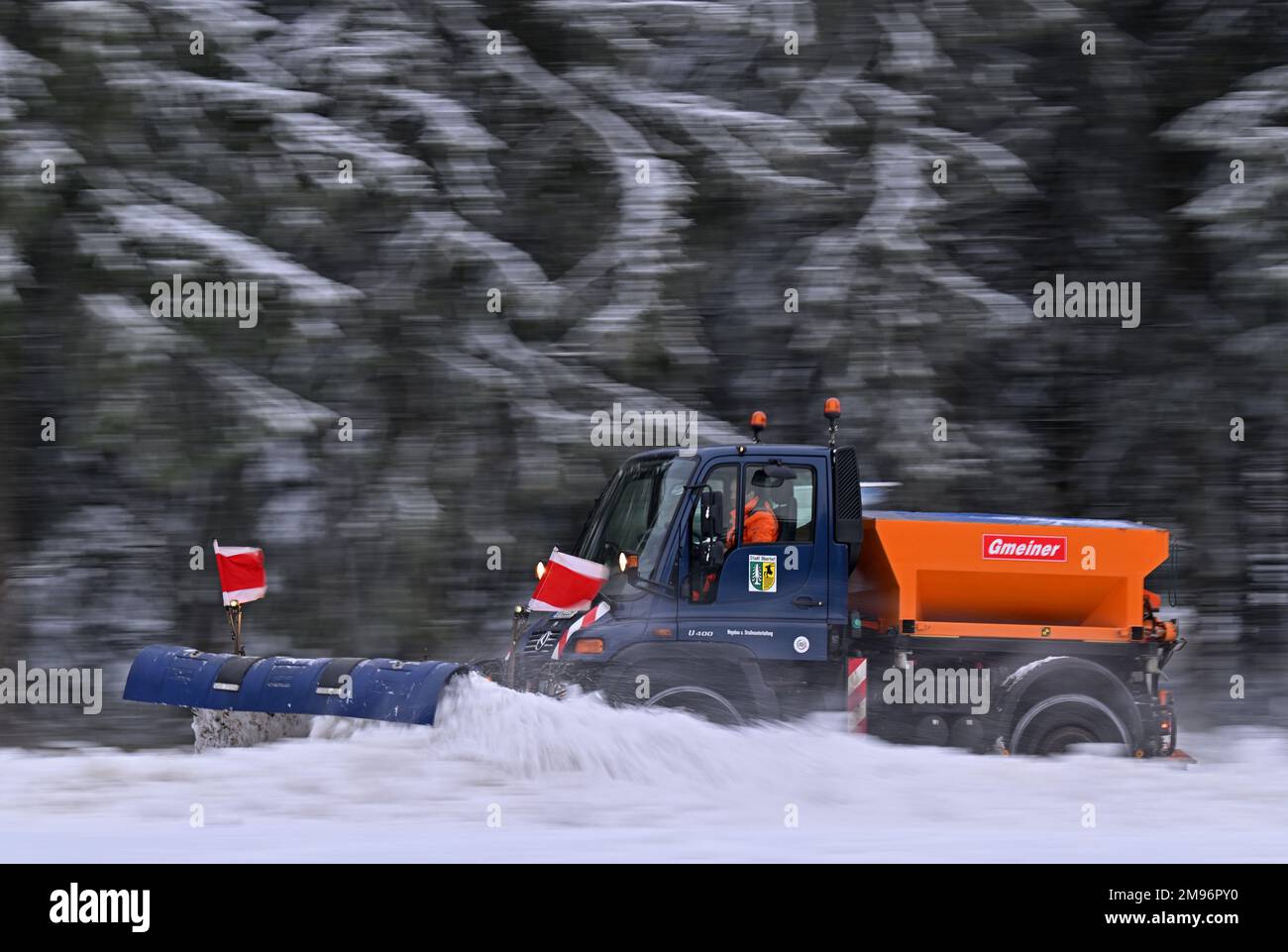 A snow plow hi-res stock photography and images - Page 18 - Alamy