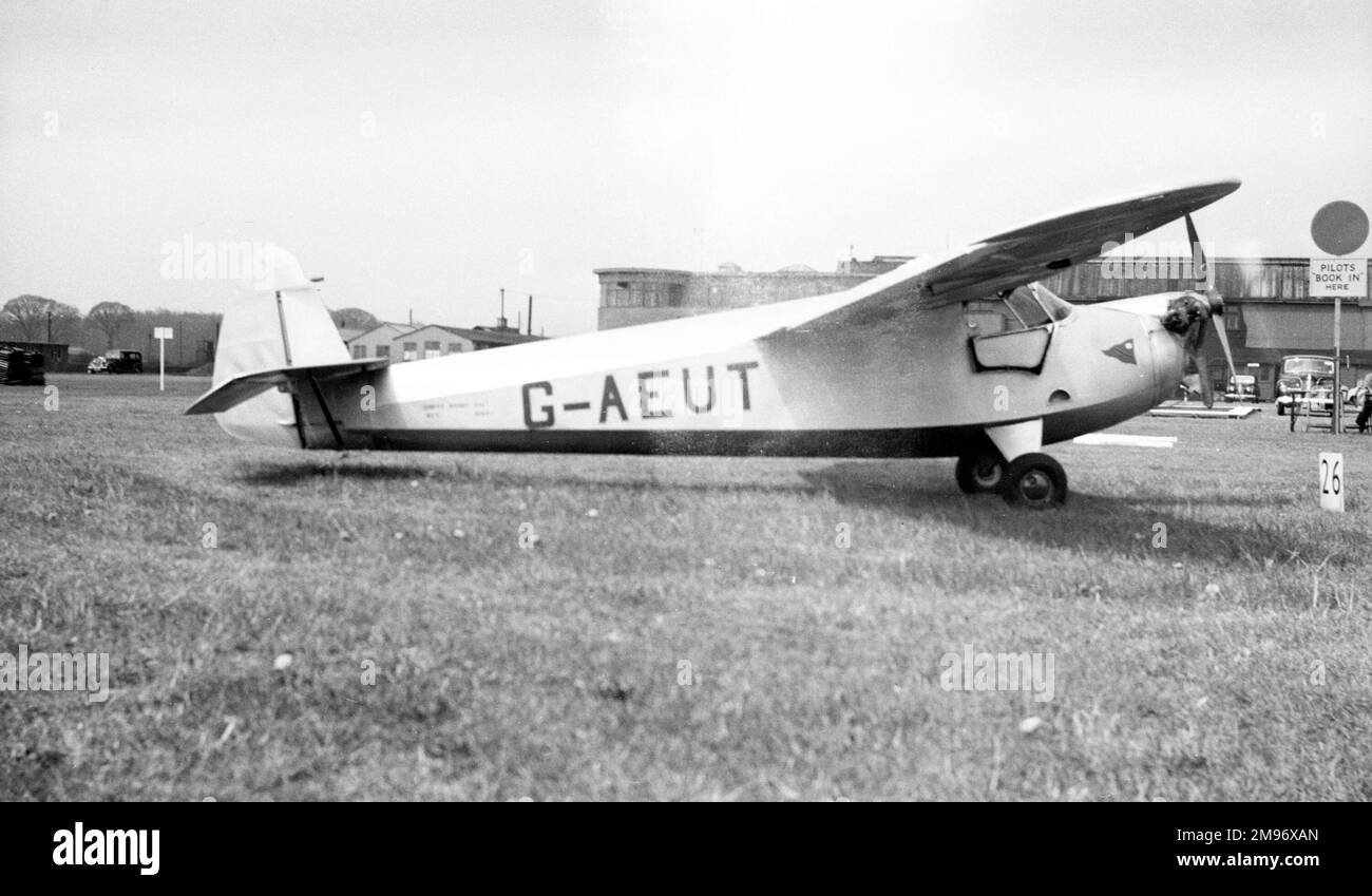 Light training and sports two-seater aircraft built from 1947.  F-BGBD was flown by Air France’s Aeroclub Stock Photo