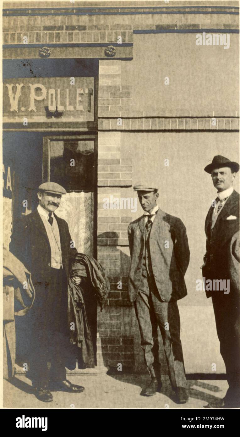 Outside Madame Pollet’s at Le Mans. From left: Major B.F.S. Baden-Powell, Wilbur Wright and Hon C.S. Rolls. Stock Photo