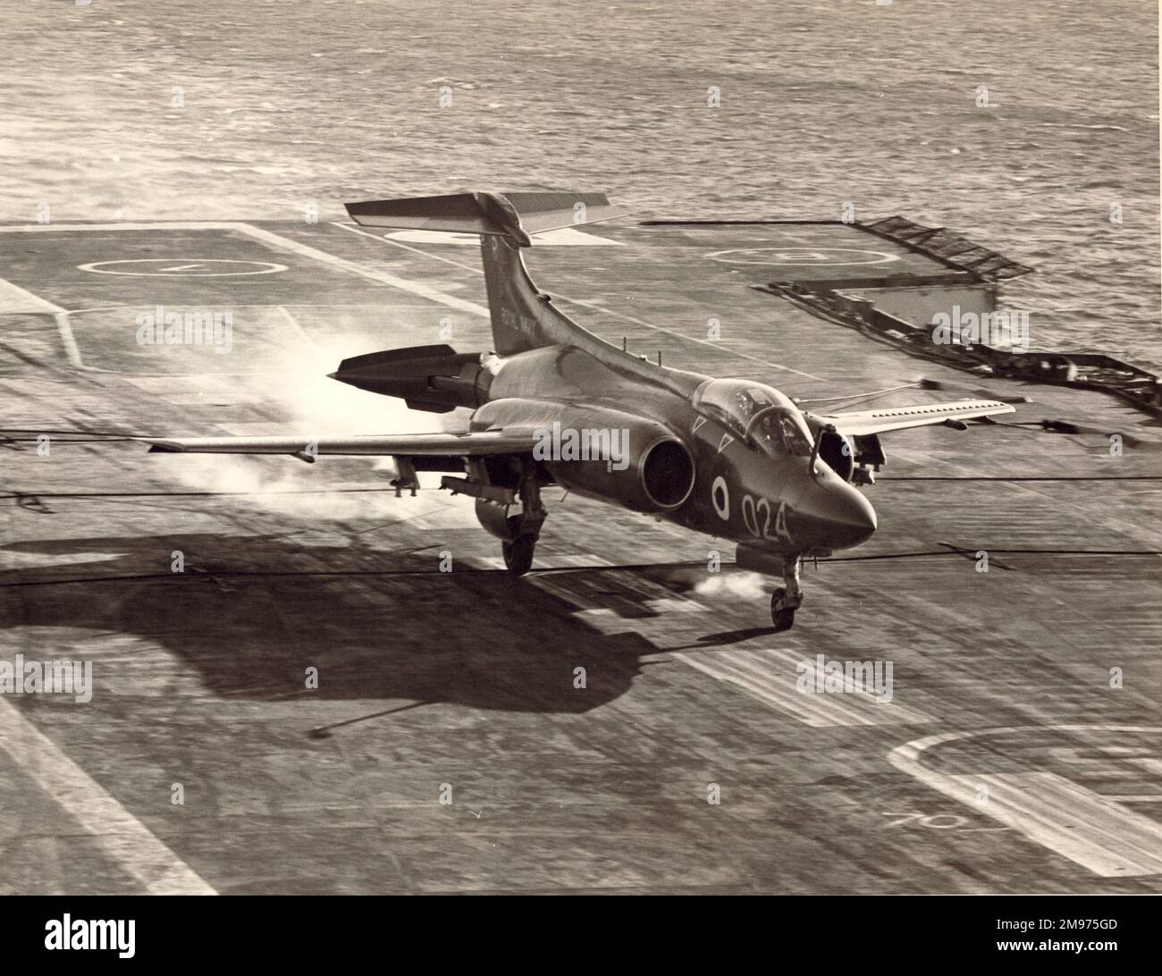 Hawker Siddeley Buccaneer S2 of the Royal Navy lands on an aircraft ...