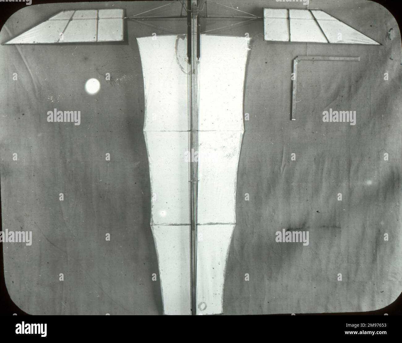 Rubber-driven flying machine: front plane eliminated. Hargrave Slide 11 ...