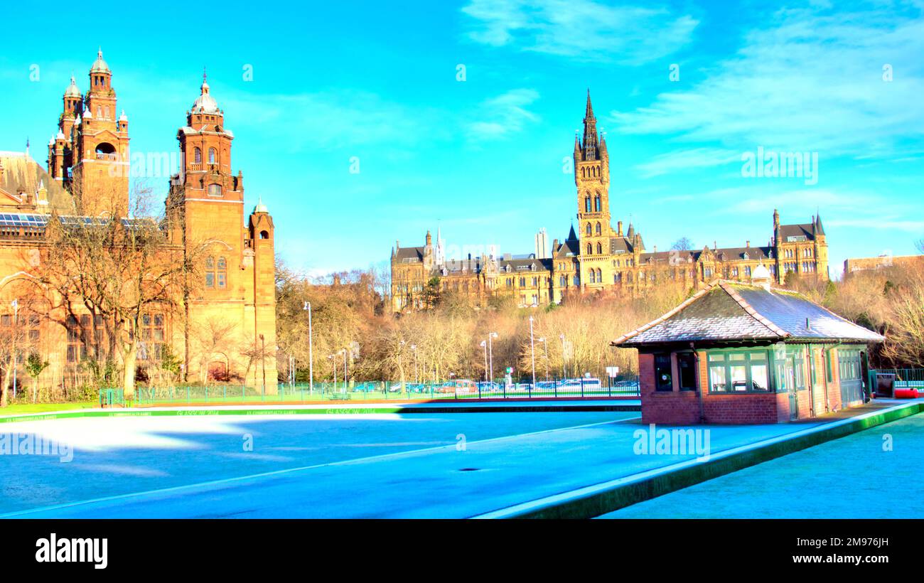 Glasgow, Scotland, UK 17th January, 2023. UK Weather:  Cold clear sky saw a very cold start with the promise of worse to come as people woke to a winter wonderland and a very cold  Kelvingrove Lawn Bowls and Tennis Centre in front of Glasgow university and the art galleries  . Credit Gerard Ferry/Alamy Live News Stock Photo