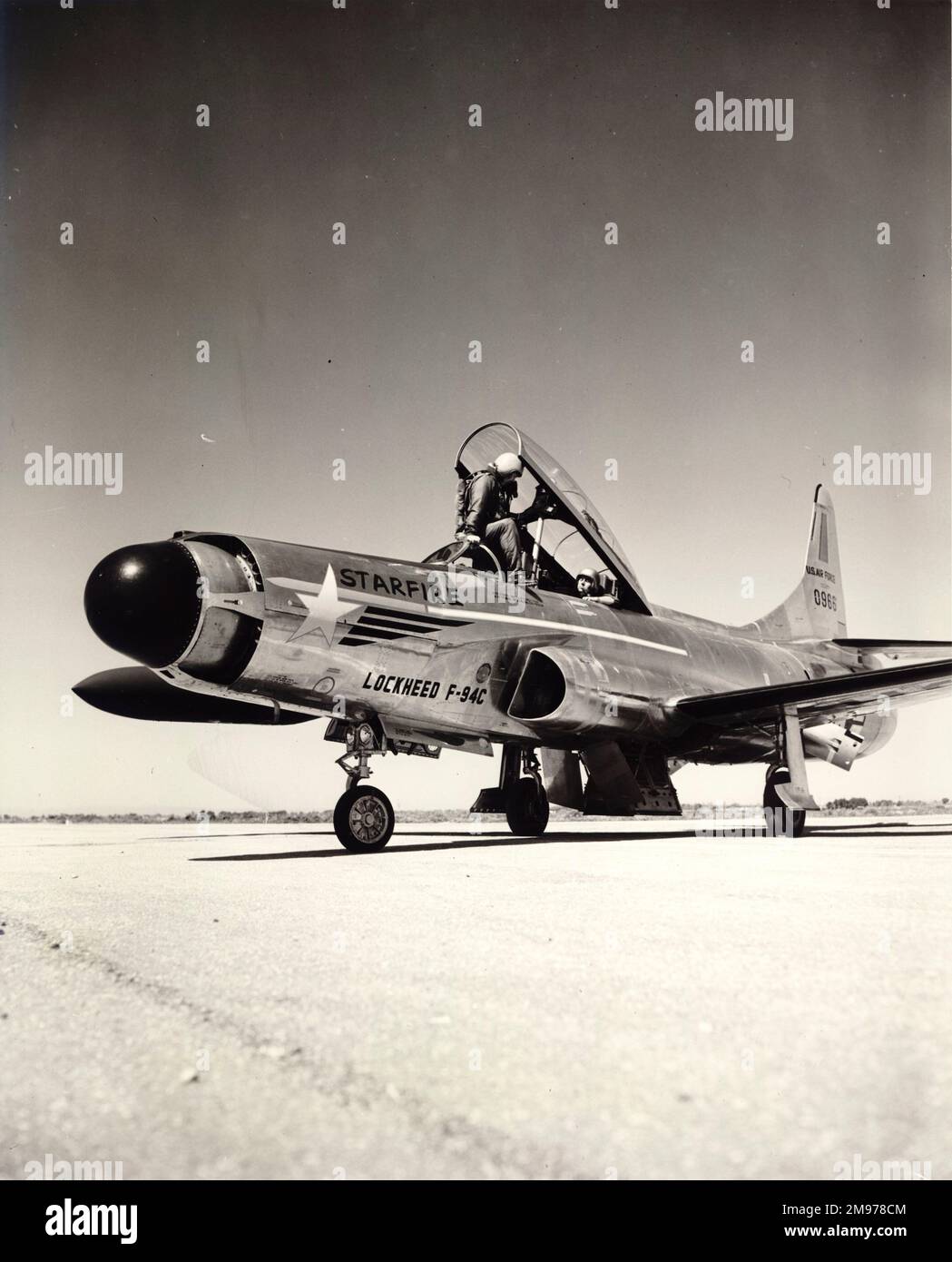 Lockheed F-94C-1-LO Starfire, 50-966 Stock Photo - Alamy