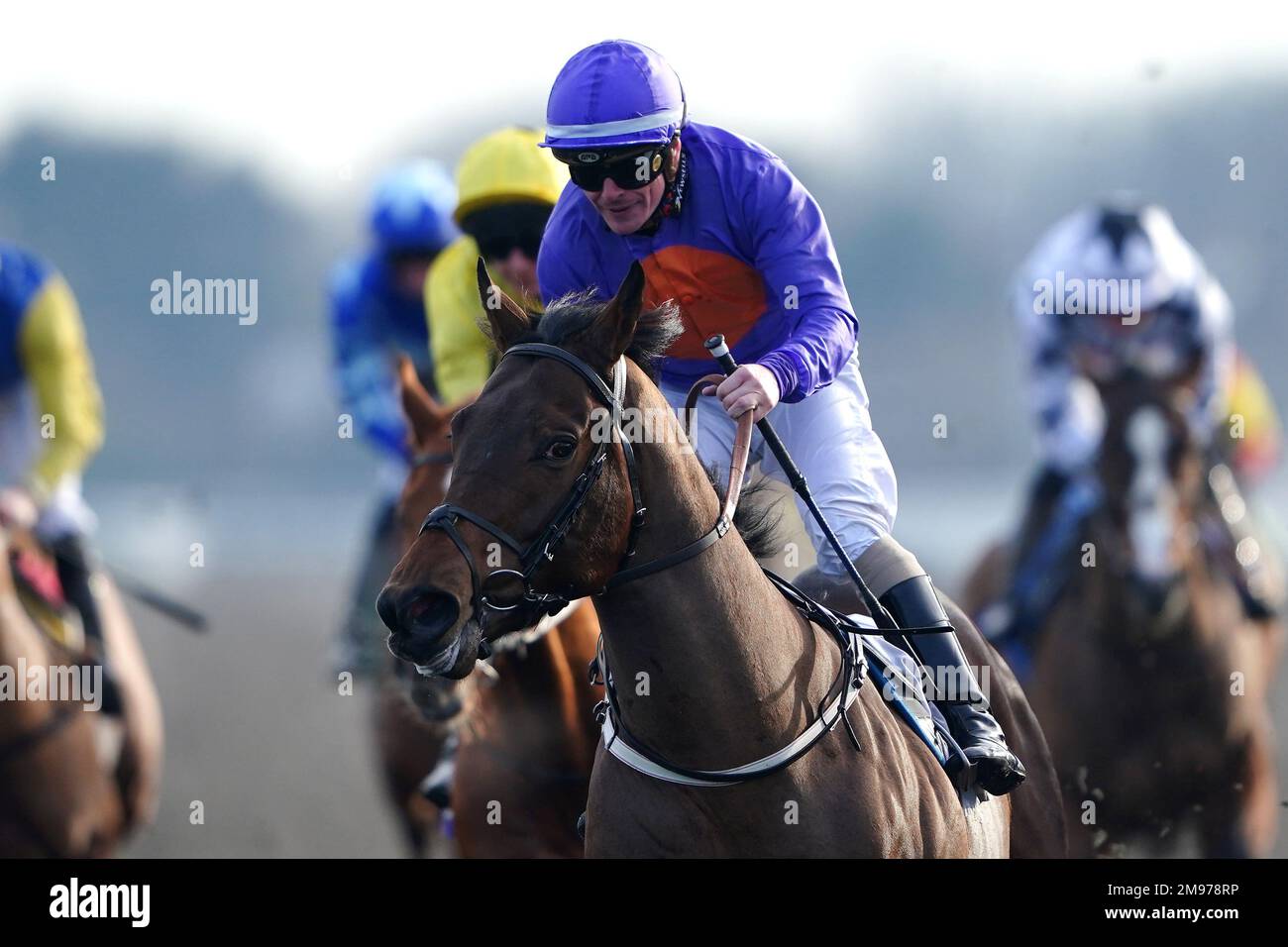 Warminster ridden by jockey Kieran O'Neill wins the Unibet Supports Safe Gambling Maiden Stakes at Kempton Park Racecourse, Surrey. Picture date: Tuesday January 17, 2023. Stock Photo