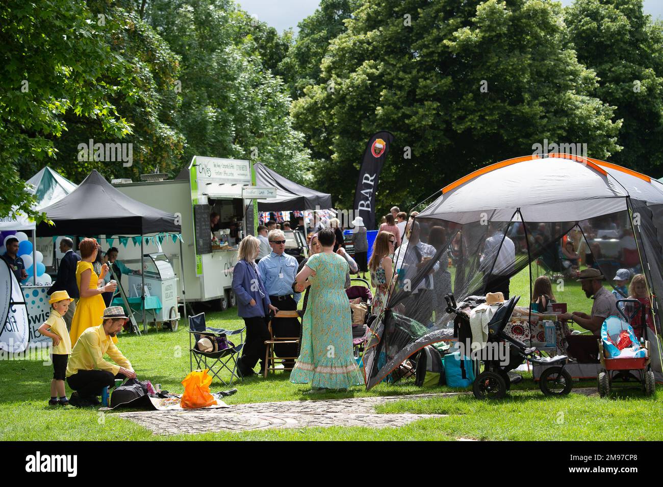 Marlow town regatta and festival 2022 hires stock photography and