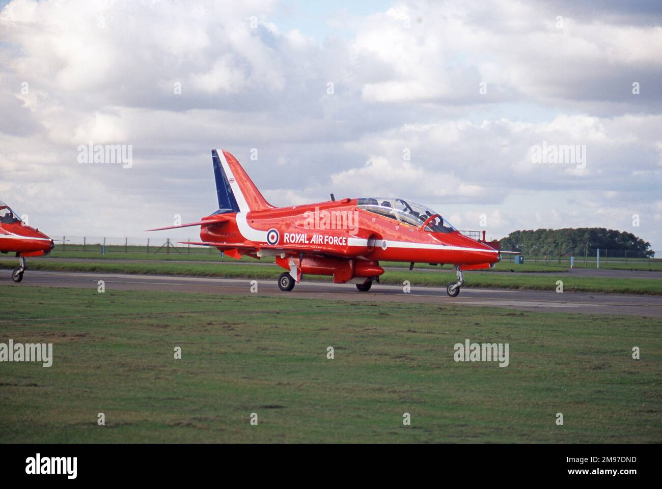 RAFAT RAF Red Arrows BAe Systems Hawks taxy out  at Scampton in October 2008.  Hawk XX308 has been flying with the team since 1985. Stock Photo