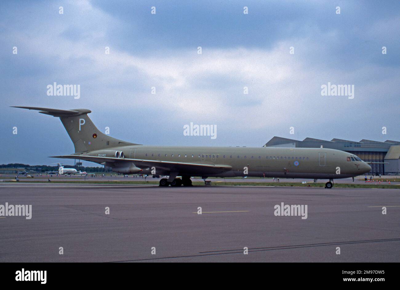Vickers VC10 K4 ZD242 of 101 Sqn RAF at Brize Norton in 2000 Stock Photo