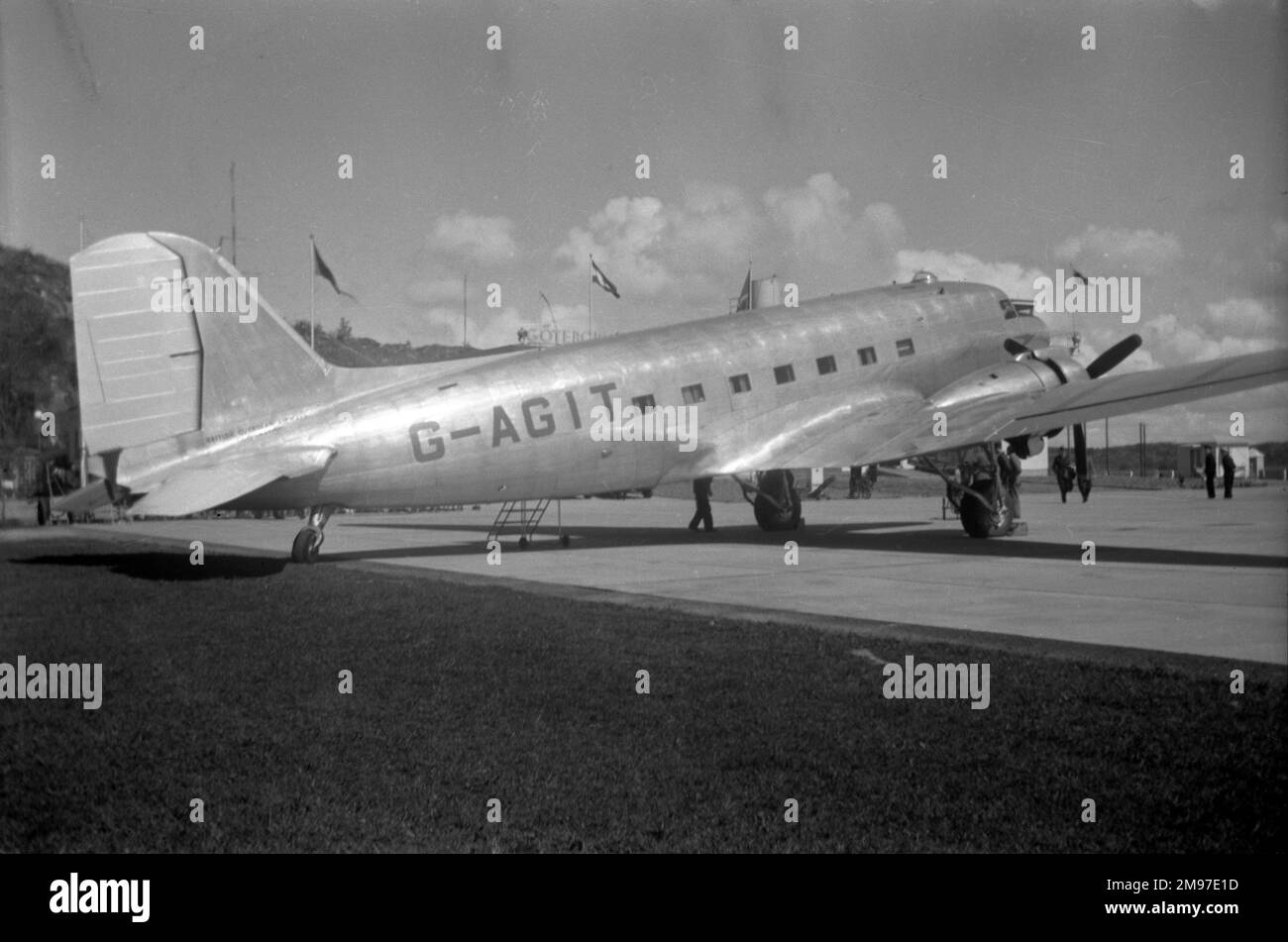 Douglas DC-3 G-AGIT of BOAC at Gothenburg on 12 May 1946 Stock Photo