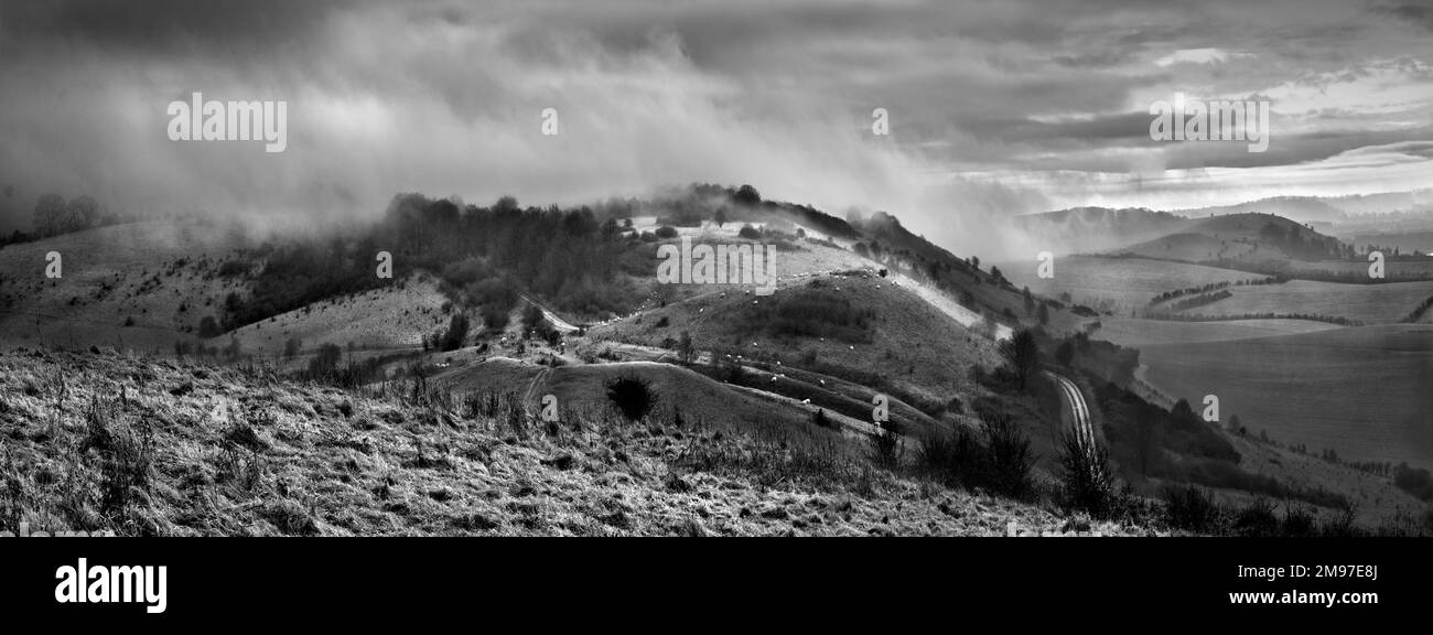 The start of Ridgeway at Ivinghoe Beacon Stock Photo - Alamy