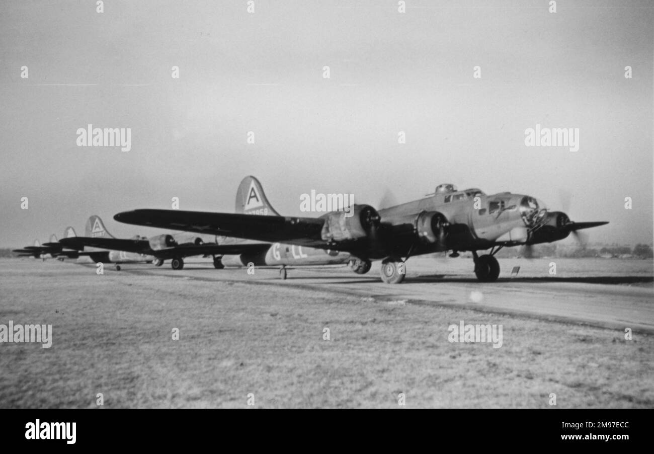 Boeing B-17G five of 401st Bomb Sdn. Stock Photo