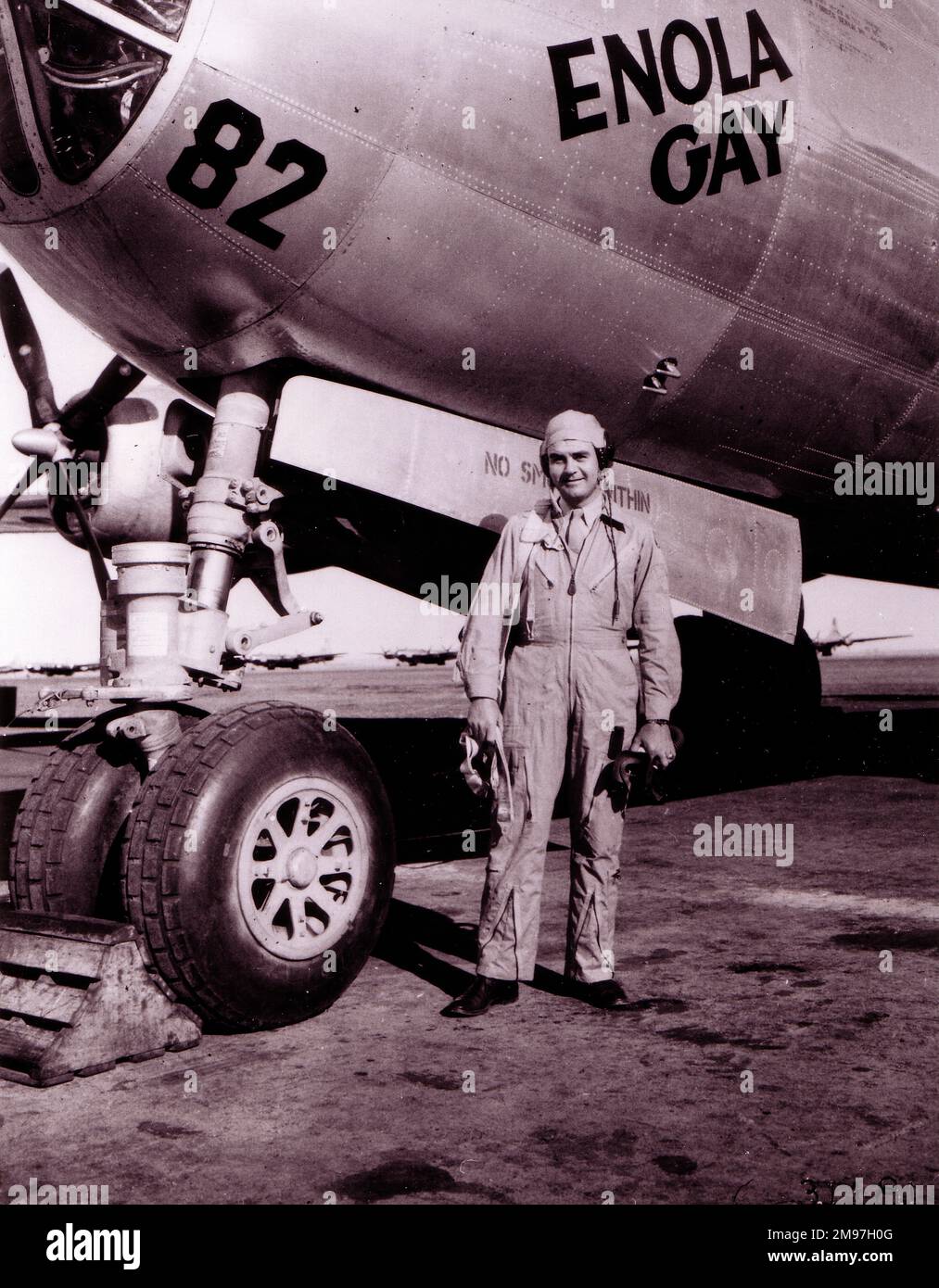 Tibbetts, Paul, Pilot as Col USAAF beside Boeing B-29 'Enola Gay'. Stock Photo