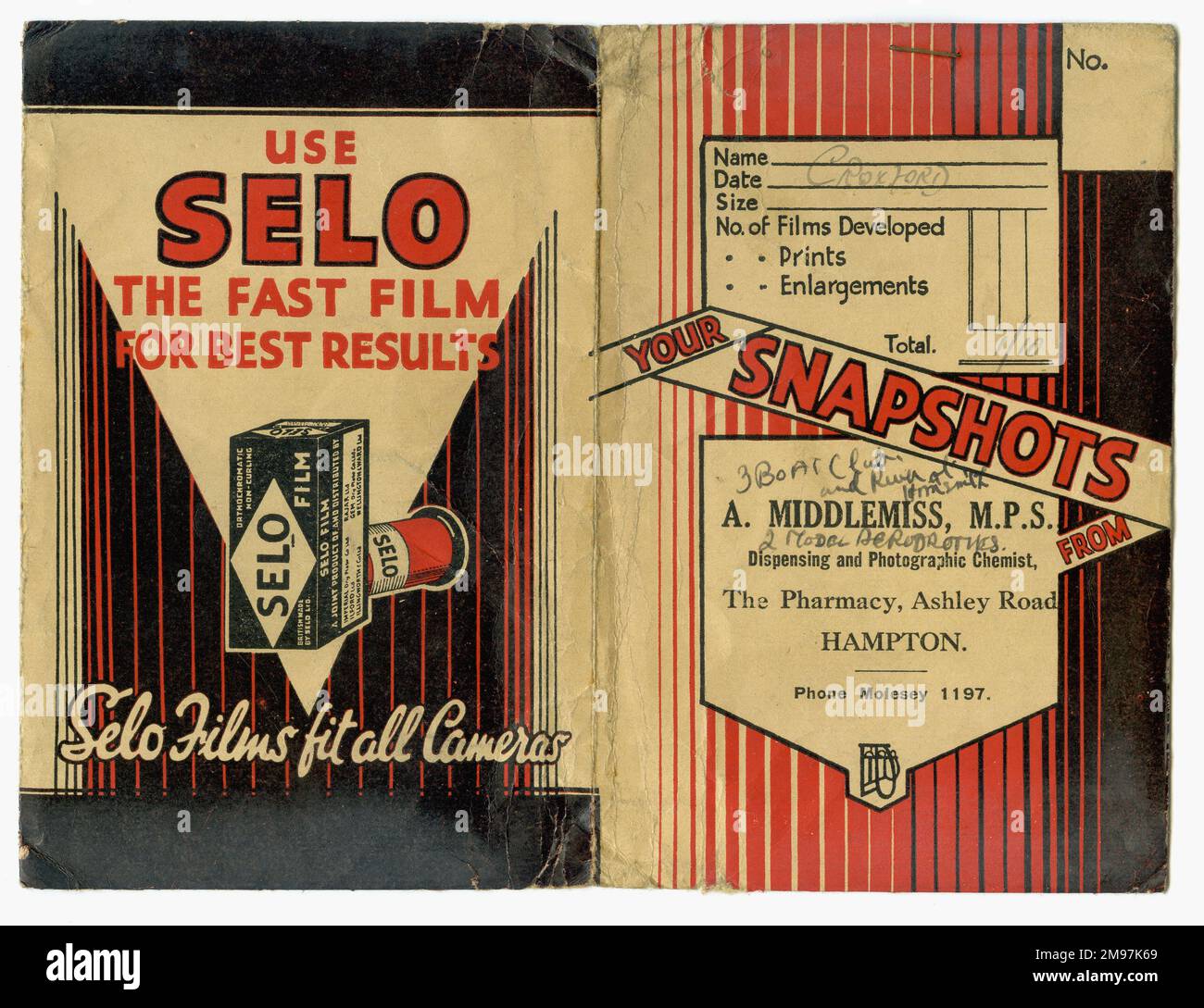 Photographic film wallet advertising Selo Film, with the developer's name and address: A Middlemiss, Ashley Road, Hampton. The customer's name is Croxford, and the cost of developing one shilling and tenpence. Stock Photo