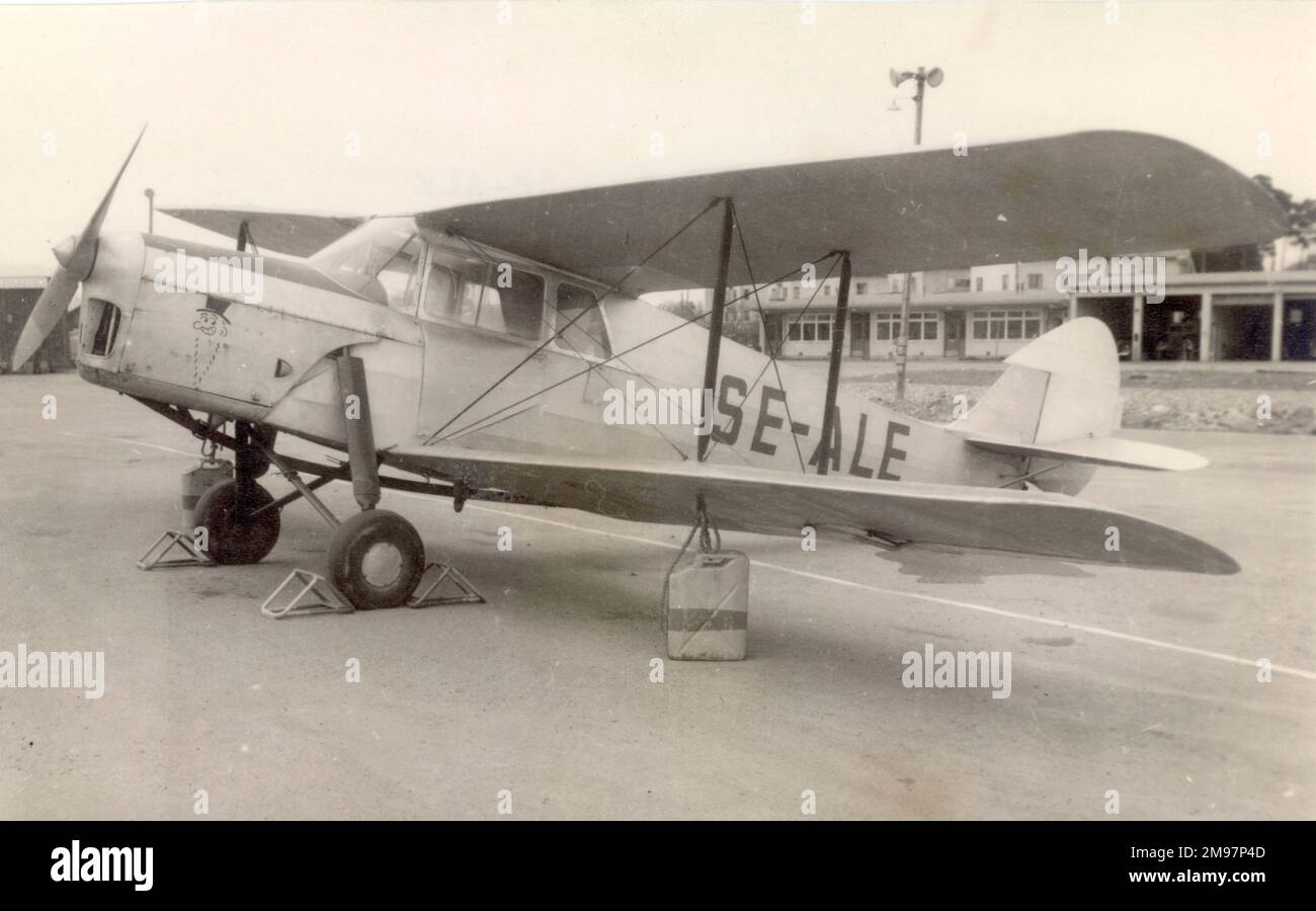 De havilland dh87b hornet moth hi-res stock photography and images - Alamy