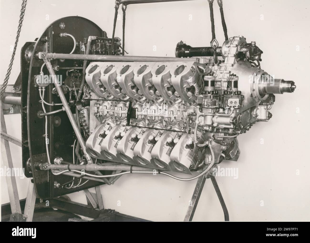 RollsRoyce Exe 24cylinder, aircooled, Xblock, sleevevalve engine