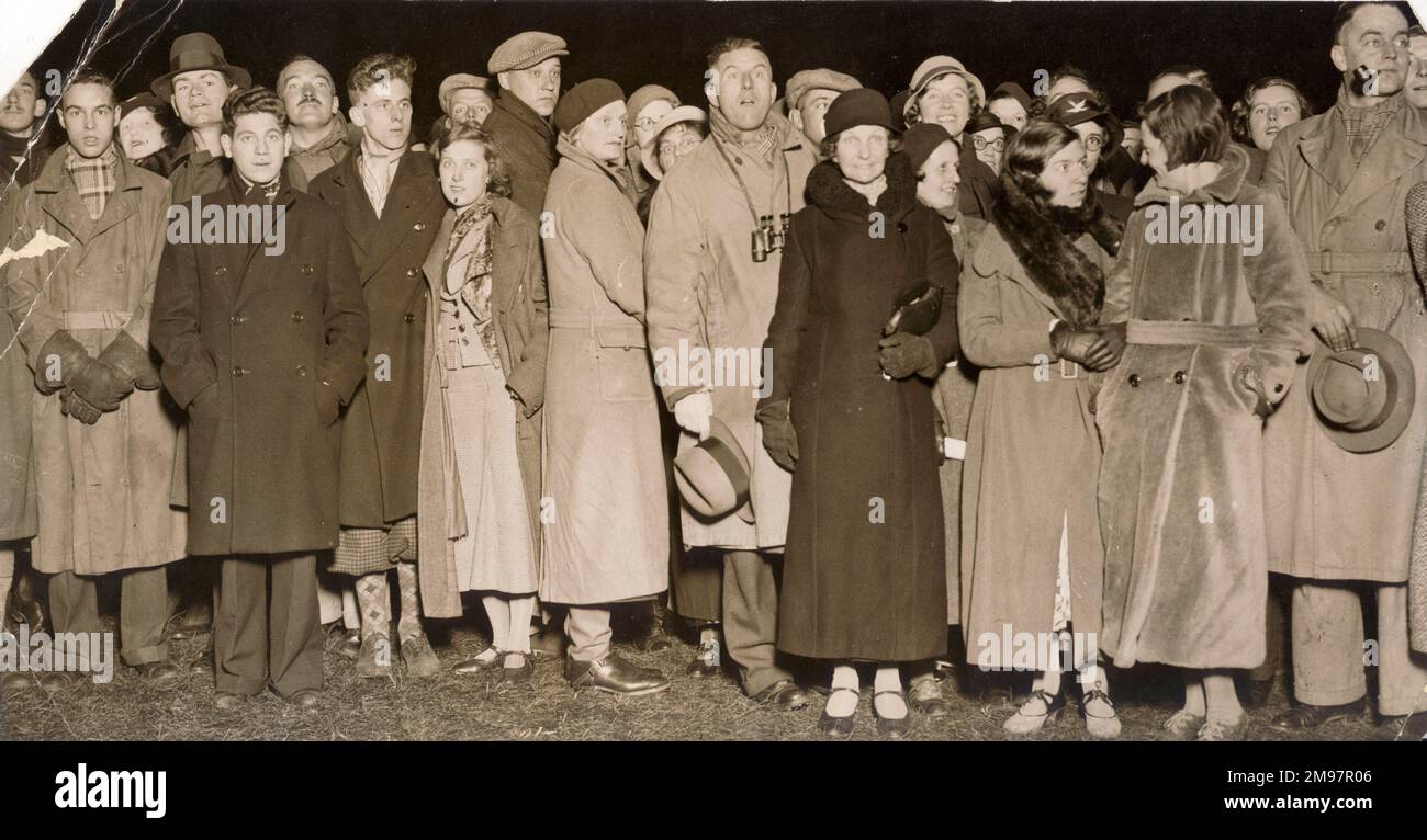 A section of the crowd awaiting the start of the MacRobertson Air Race from RAF Mildenhall to Melbourne on 20 October 1934. Stock Photo