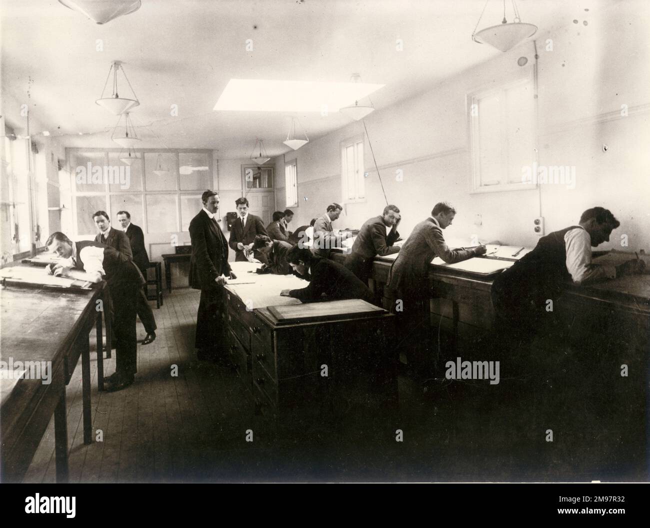 Sopwith Aviation Drawing Office 1914-1915. From left: Comfort, Williams, Bewsher, Ashfield, Pare, Cowlin, Penny, Shaw, Freelove, Smith and Nordun. Stock Photo