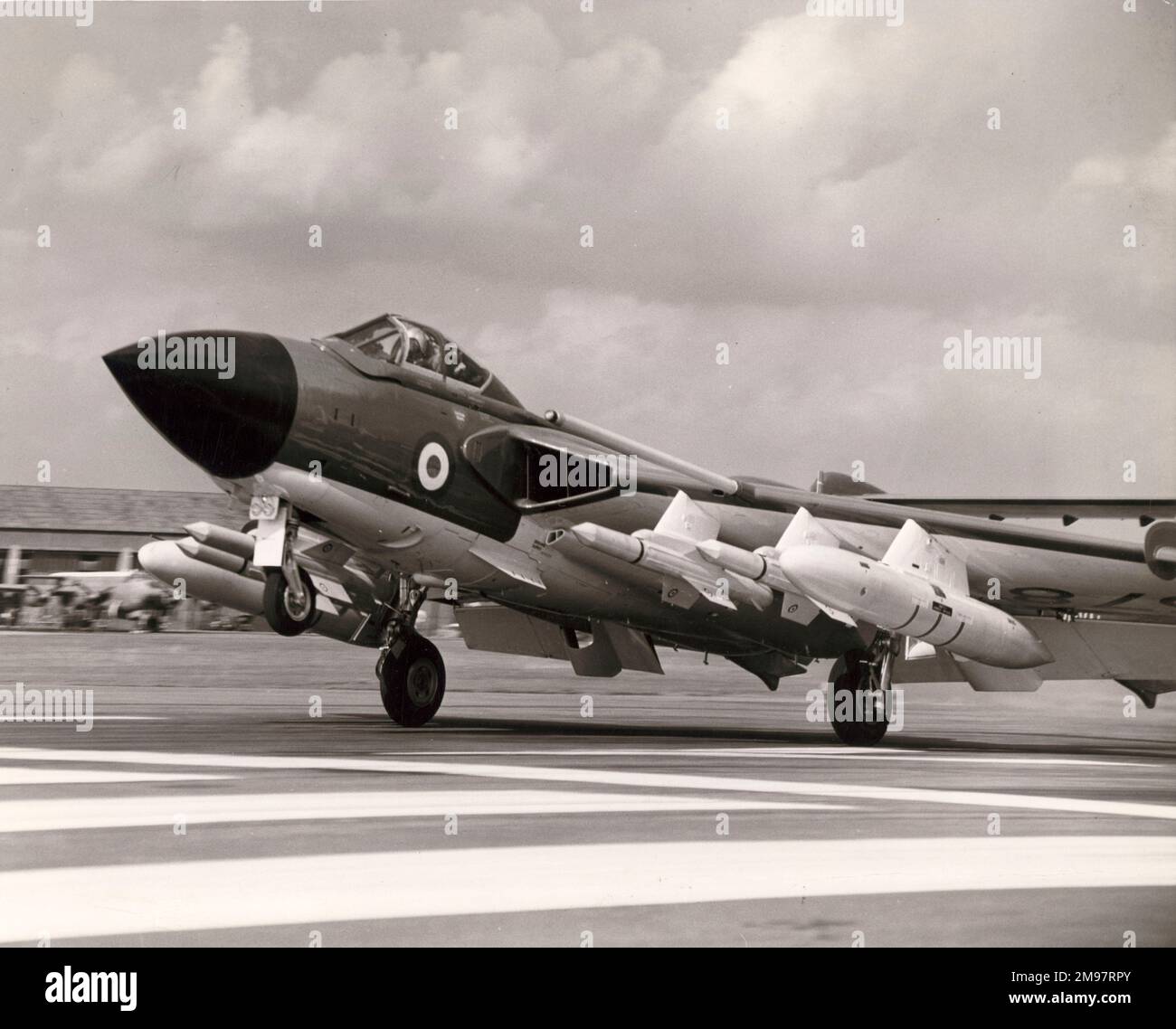 de Havilland Sea Vixen FAW1 arrives at the 1960 farnborough