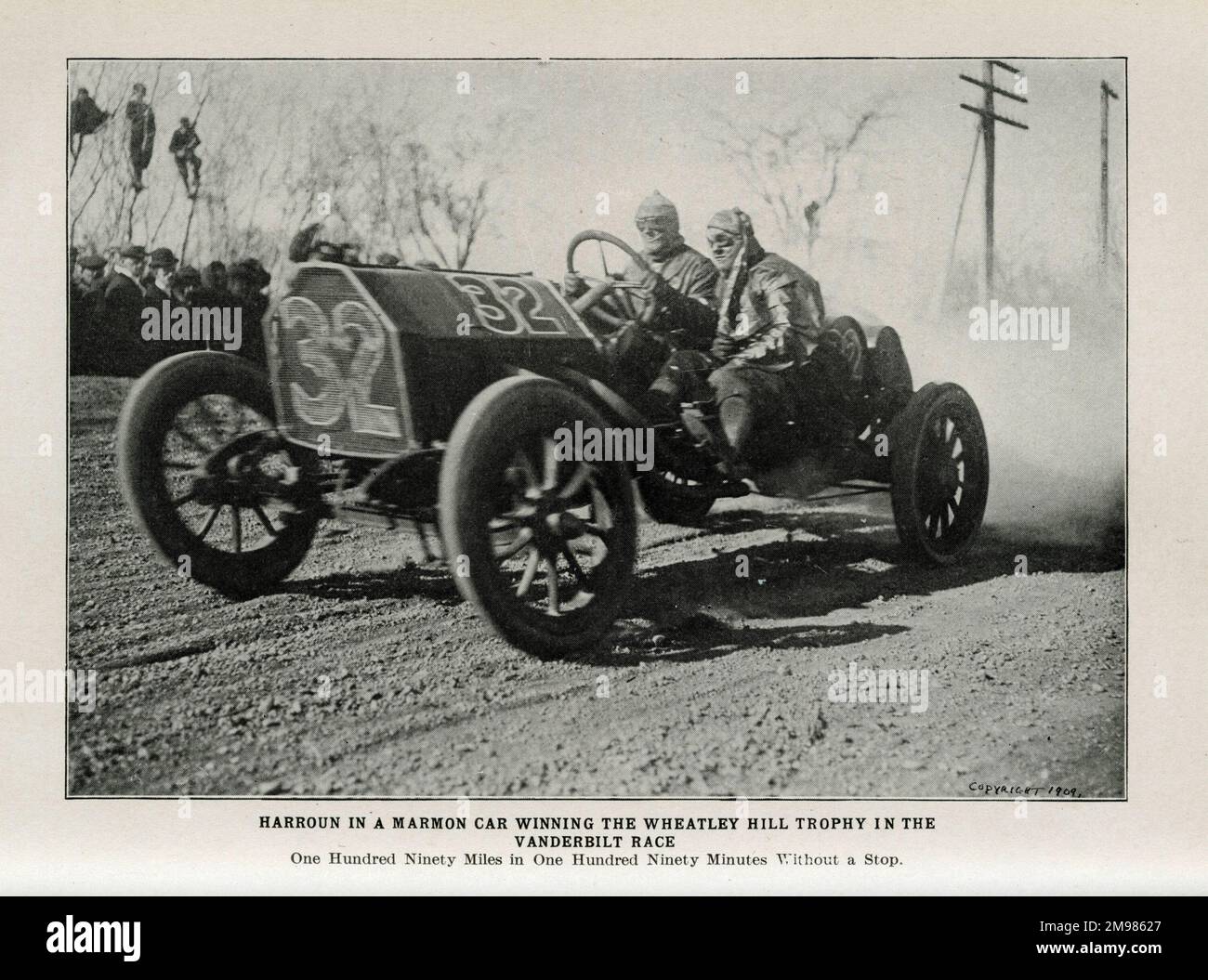 Harroun in a Marmon Car winning the Wheatley Hill Trophy in the Vanderbilt Race, 190 miles in 190 minutes without a stop. Stock Photo