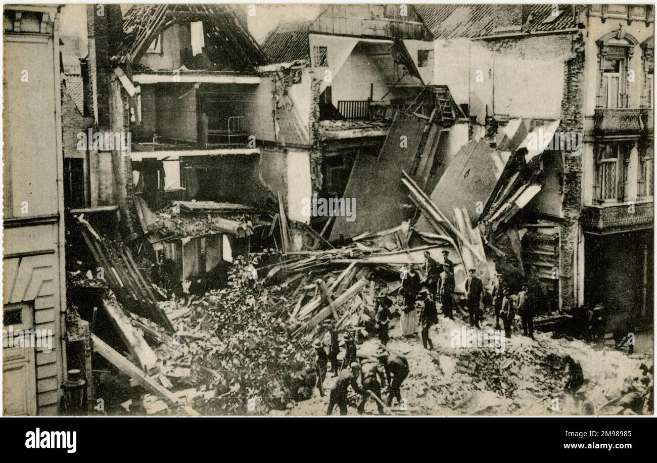 Courtrai (Kortrijk), Belgium -- bombed houses in the Rue de Lille during WW1. Stock Photo