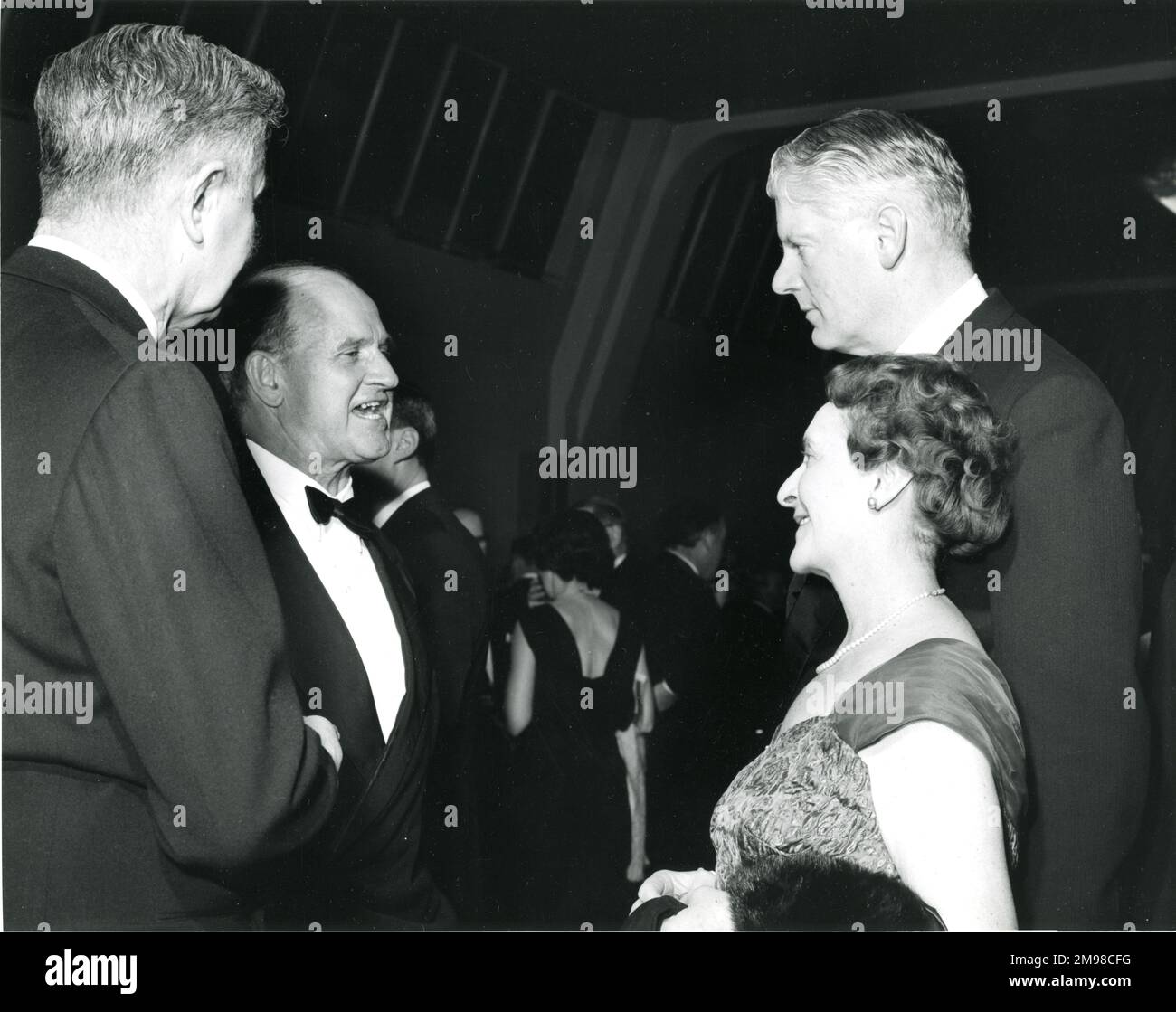 Among the guests at the Centenary Conversazione held at the Science Museum on 12 January 1966 were H.C. Luttman, Secretary of the Canadian Aeronautics and Space Institute who came over especially for the occasion; Thurstan James and Mr and Mrs H.G. Conway. Stock Photo