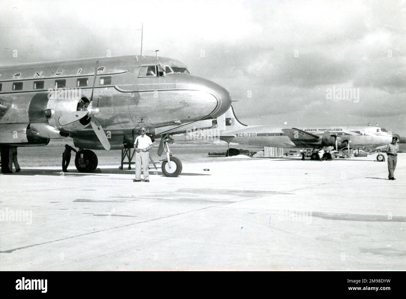The prototype Saab 90 Scandia, SEBCA, at Lisboa during a European