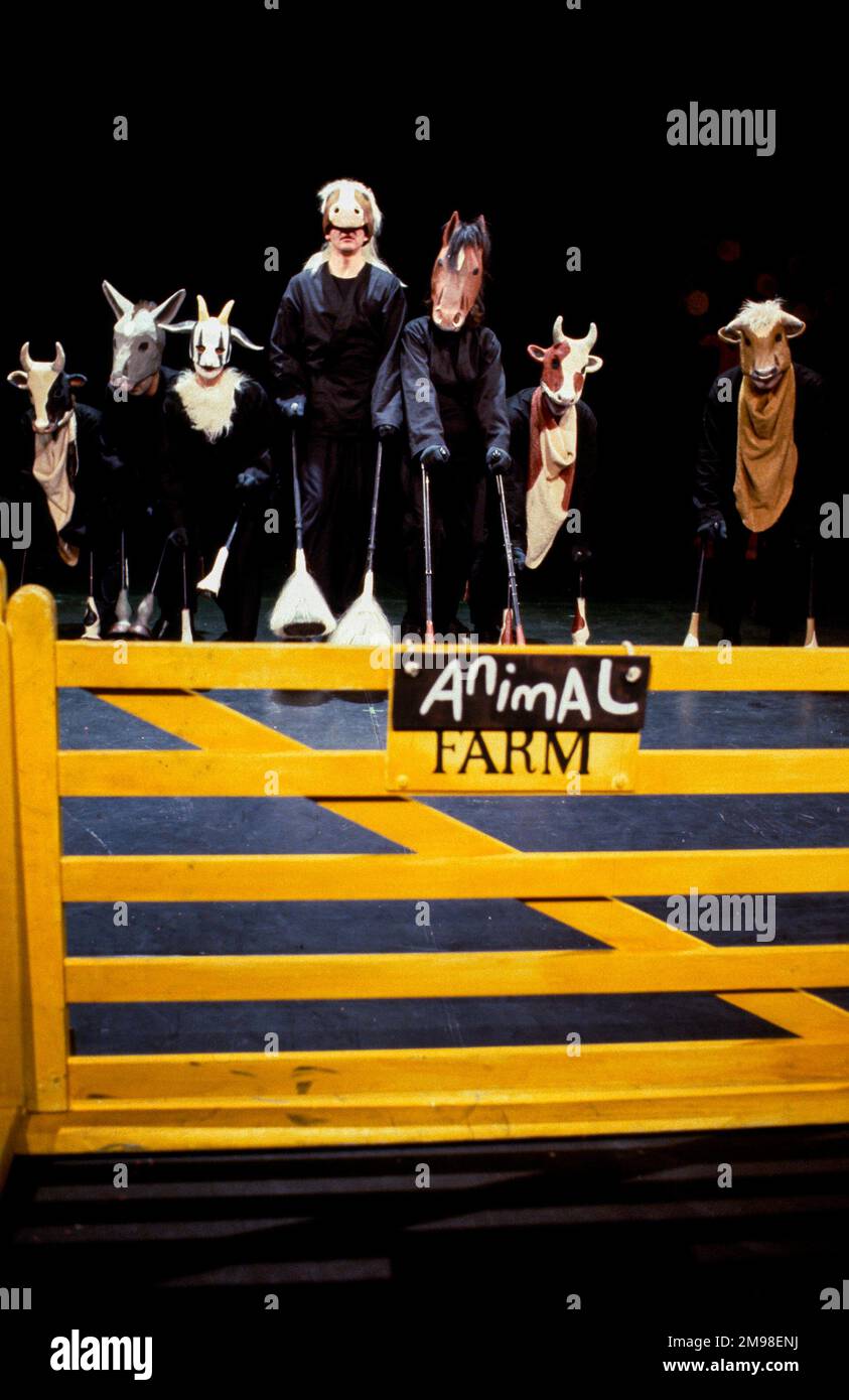 front centre - left: Boxer  right: Clover in ANIMAL FARM by George Orwell at the Cottesloe Theatre, National Theatre (NT), London SE1  25/04/1984  adapted & directed by Peter Hall  design: Jennifer Carey  lighting: John Bury  movement: Stuart Hopps Stock Photo