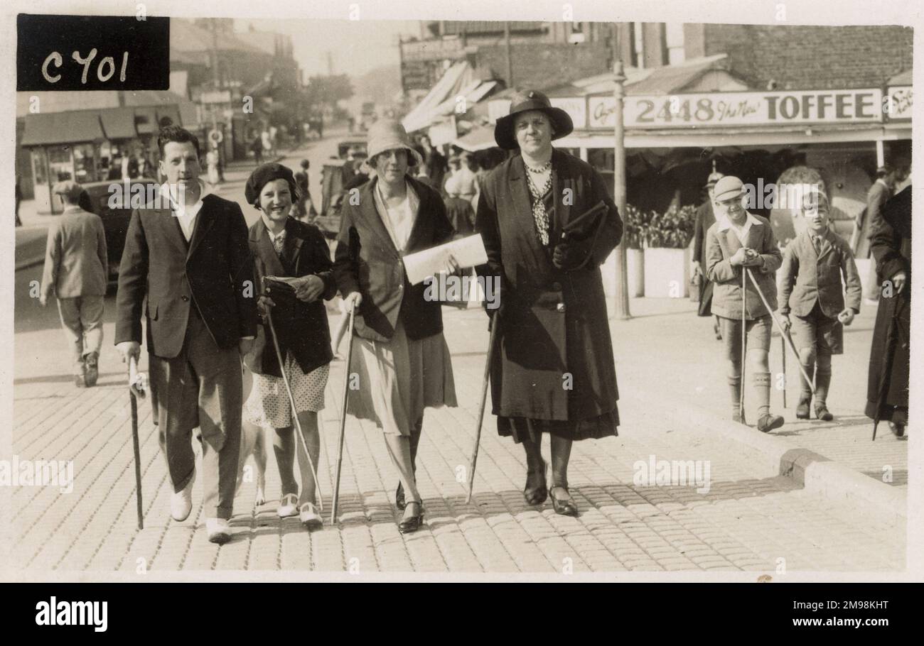 British seaside resort 1930s hi-res stock photography and images - Alamy
