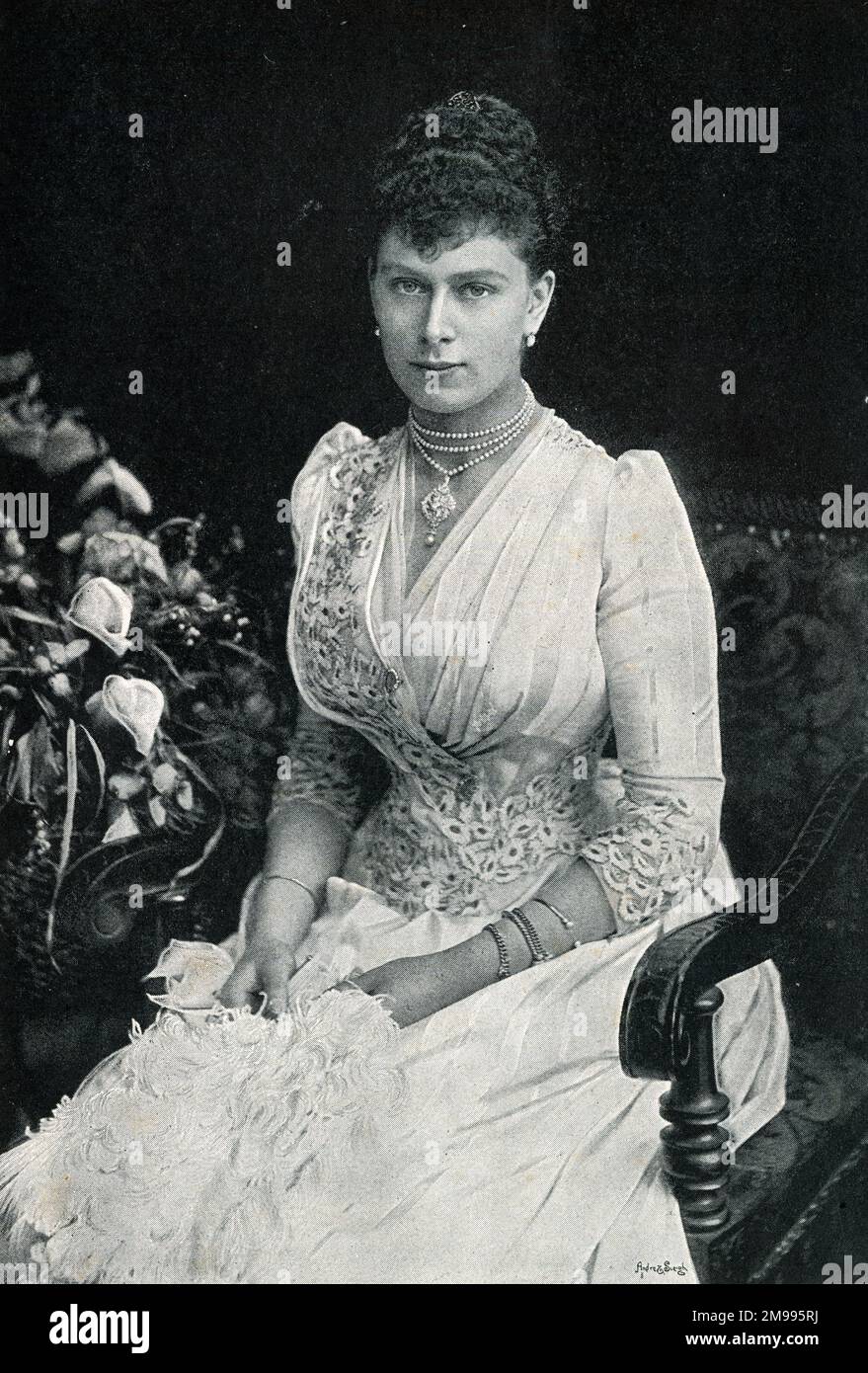 The Duchess Of York Later Queen Mary Stock Photo Alamy the-duchess-of-york-later-queen-mary-stock-photo-alamy