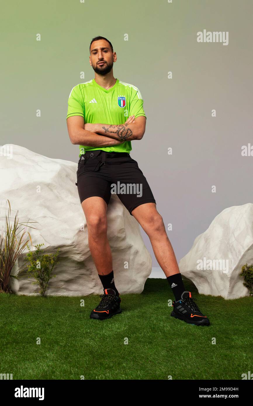 Gianluigi DONNARUMMA in the 2023 Adidas away kit for the Italian National  Football teams. Adidas via Fufa61 Stock Photo - Alamy