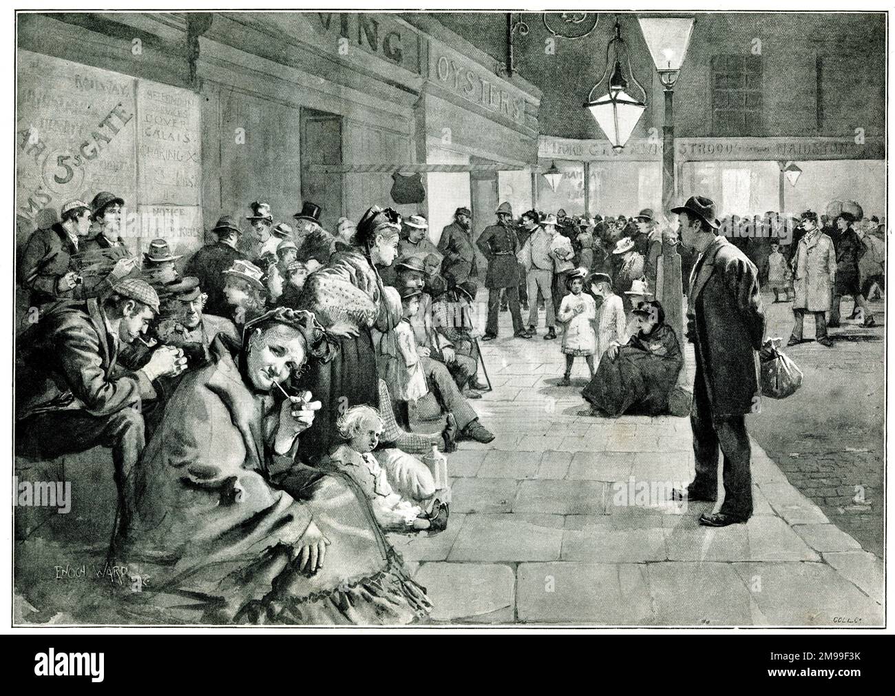 Hop pickers waiting for the midnight train, London Bridge Station, London. Stock Photo