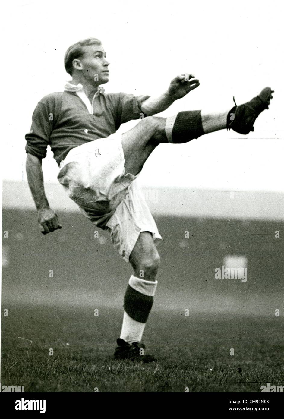 Wilf Mannion (1918-2000), English professional footballer with Middlesbrough, Hull City, Cambridge United, Poole Town, Earlestown, and the national England team, seen here at Middlesbrough in October 1947. Stock Photo