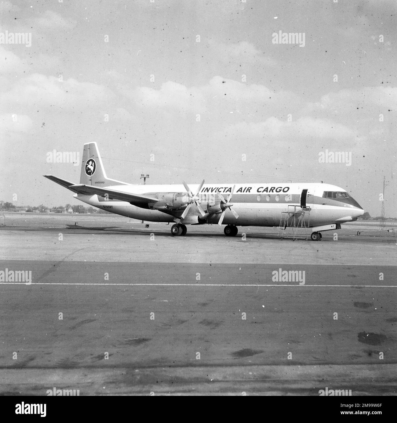 Vickers Merchantman - G-AXNT of Invicta Air Cargo (freighter conversion ...