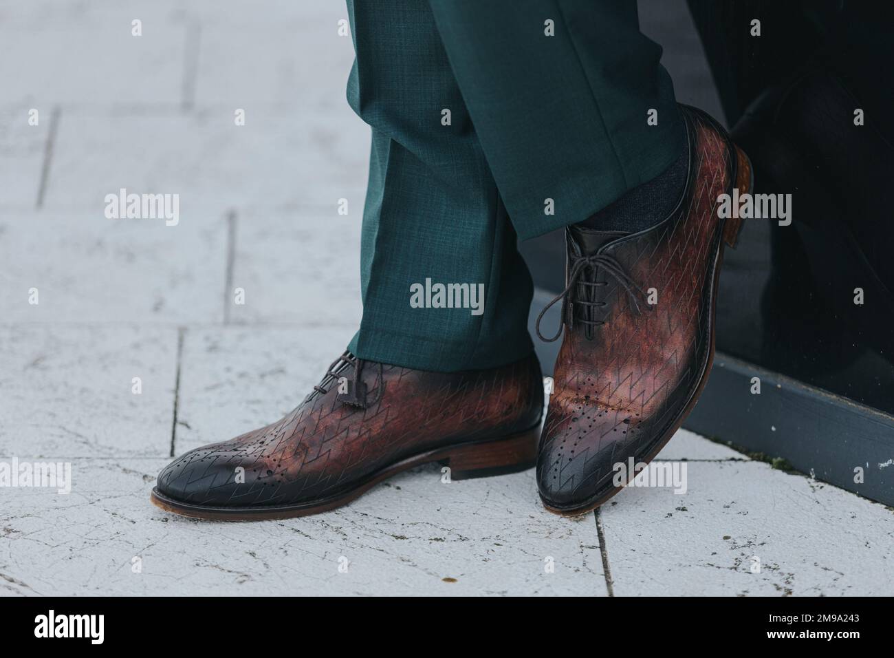Bally
 Abram Textured Leather Oxford Shoes