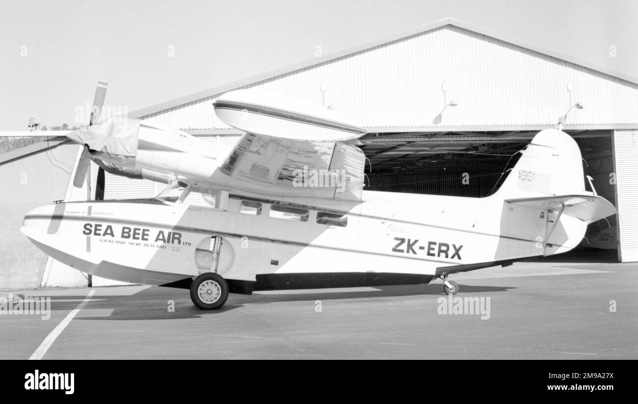 Turboprop powered hires stock photography and images Alamy