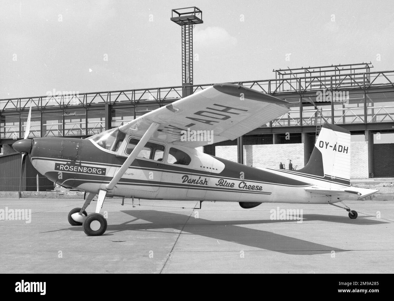 Cessna 180 OY-ADH of the Rosenborg cheese company Stock Photo - Alamy