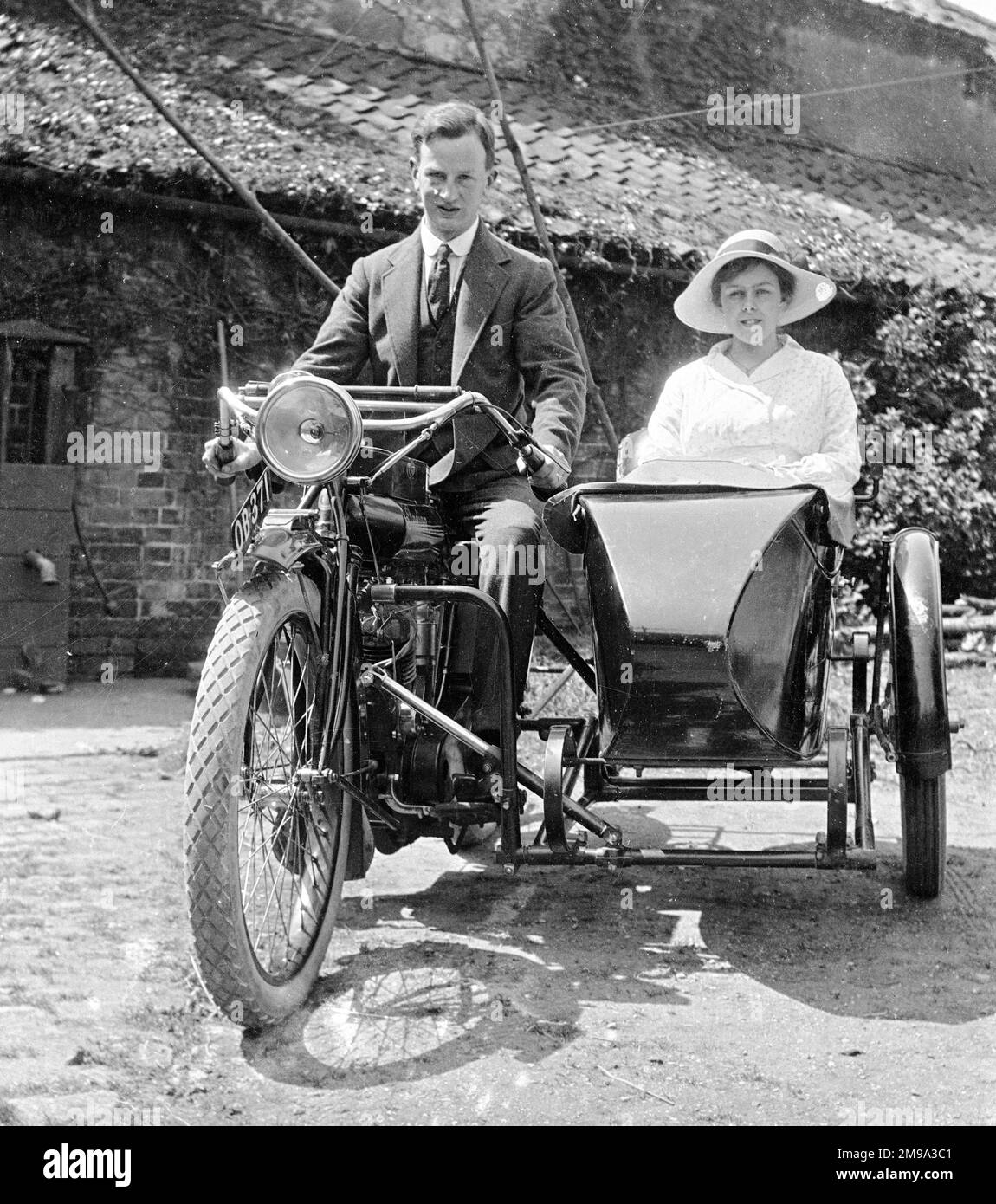 Indian 1914 Hendee Special motorcycle with sidecar, powered by a 988 cc V-twin. Owned by a very happy couple! Stock Photo