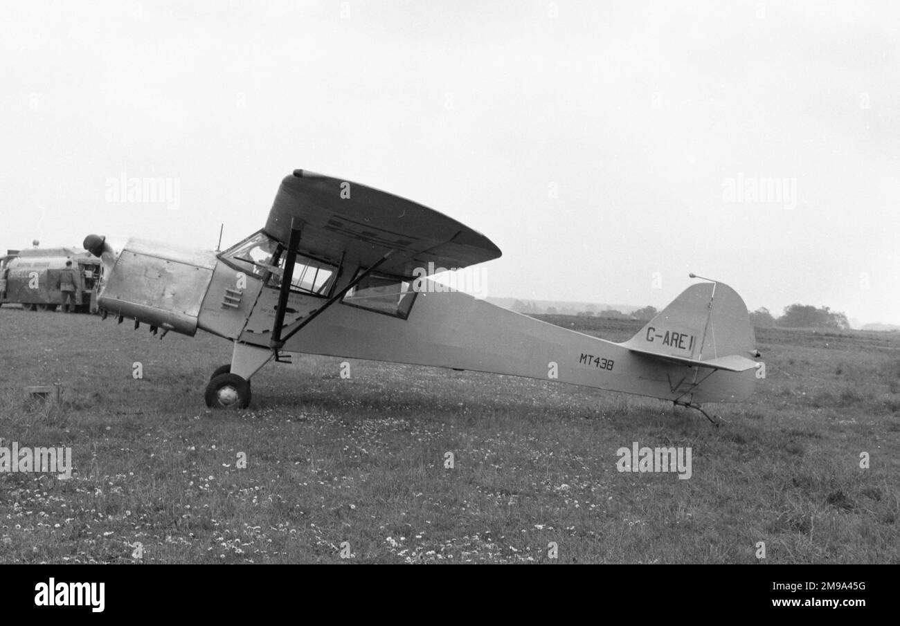Taylorcraft Auster 3 G-AREI (msn 518, ex MT438 and 9M-ALB), at Baginton . Stock Photo