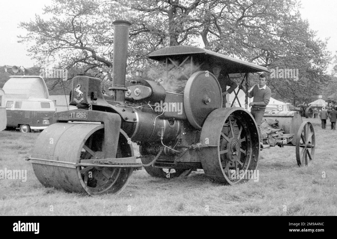 Aveling & Porter F class Road Roller, regn. YT 1265, number: 11793, 'Angela'. Built in 1927 by Aveling & Porter at Rochester, powered by a 6 Nhp compound steam engine. Stock Photo