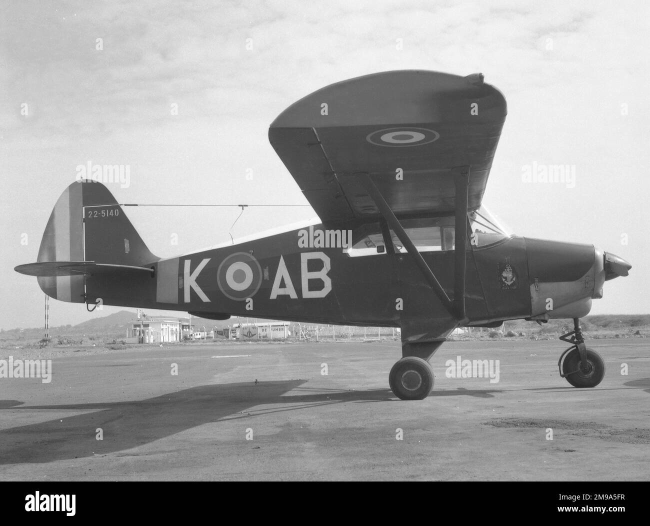Armee dTerre (French Army) - Piper PA-22 Tri-Pacer 22-5140 (msn 22-5140