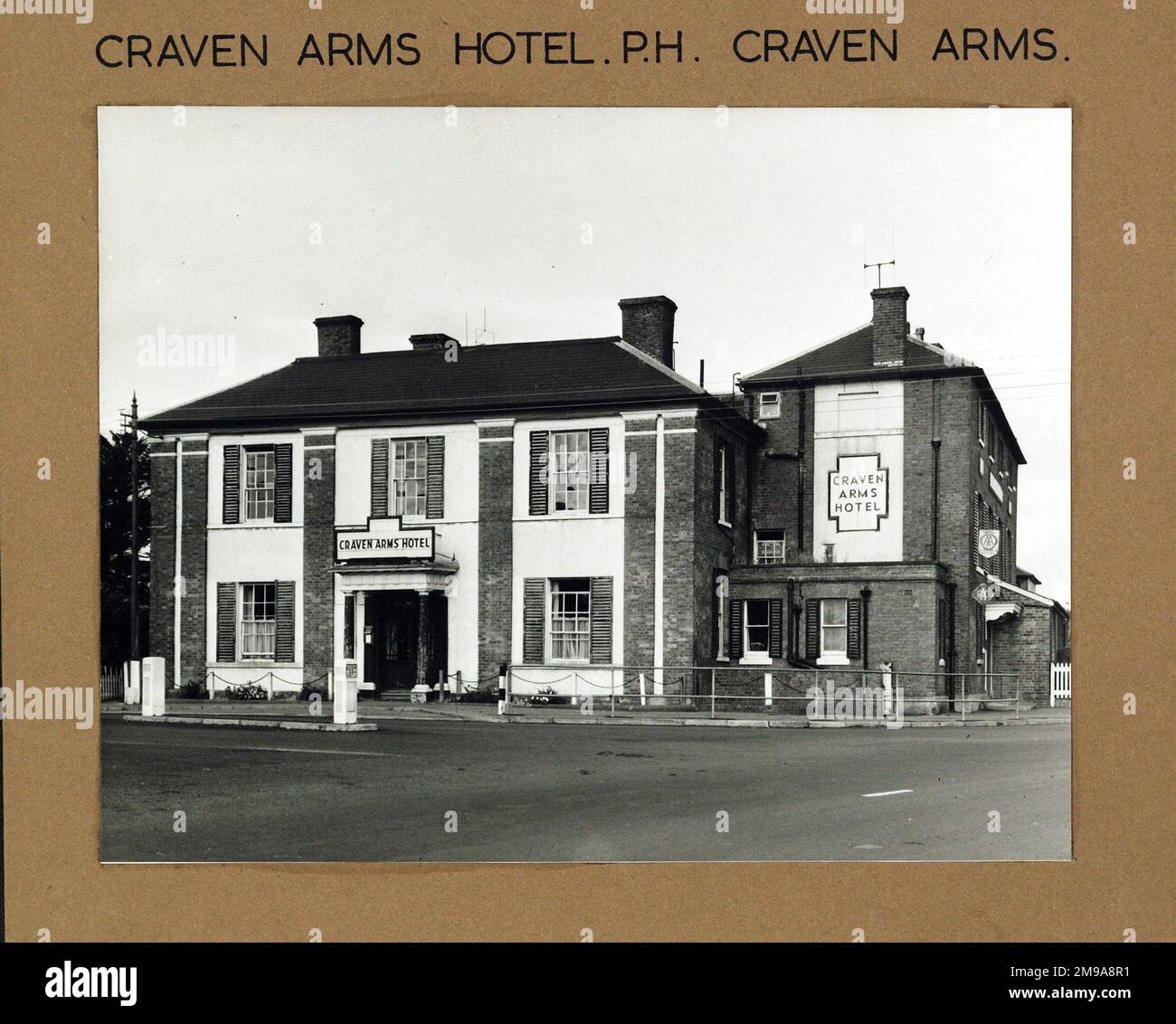 Photograph of Craven Arms Hotel, Craven Arms, Shropshire. The main side of the print (shown here) depicts: Right face on view of the pub.  The back of the print (available on request) details: Nothing for the Craven Arms Hotel, Craven Arms, Shropshire SY7 9QJ. As of July 2018 . Owner: Star (Heineken UK) Stock Photo