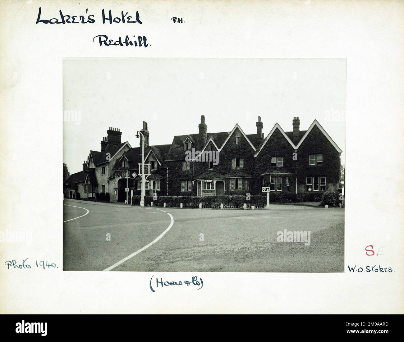 Photograph of Lakers Hotel, Redhill, Surrey. The main side of the print (shown here) depicts: Face on view of the pub.  The back of the print (available on request) details: Trading Record 1934 . 1946 for the Lakers Hotel, Redhill, Surrey RH1 4BL. As of July 2018 . Toby Carvery (Mitchells & Butlers) Stock Photo
