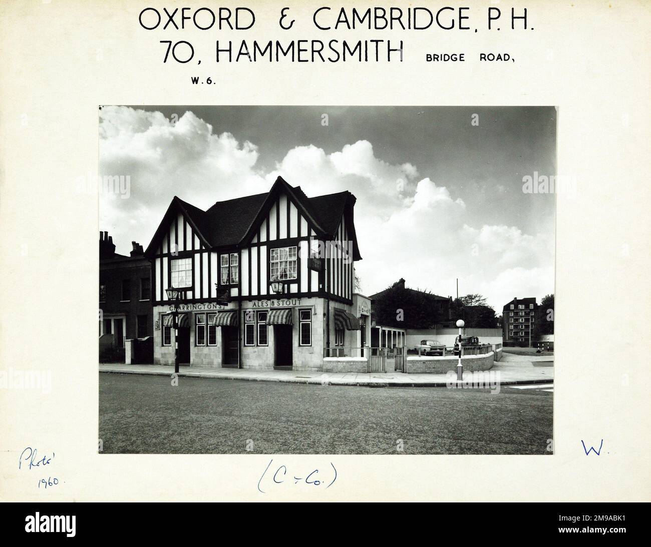 Photograph of Oxford & Cambridge PH, Hammersmith, London. The main side