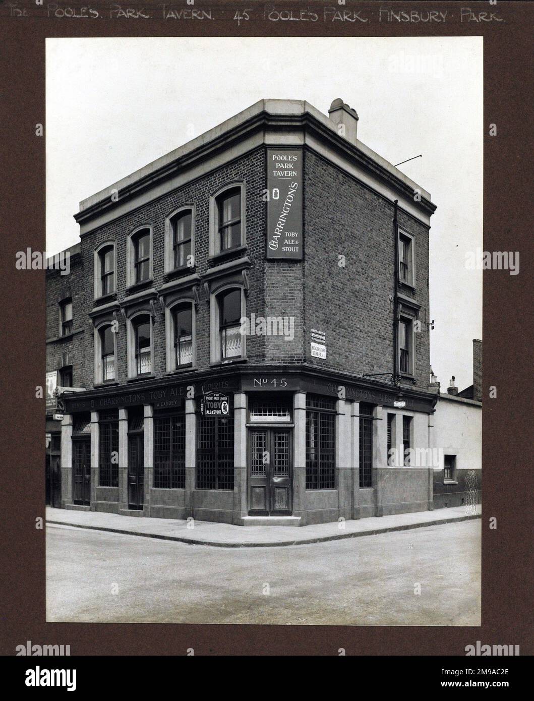 Photograph of Pooles Park Tavern , Finsbury Park, London. The main side