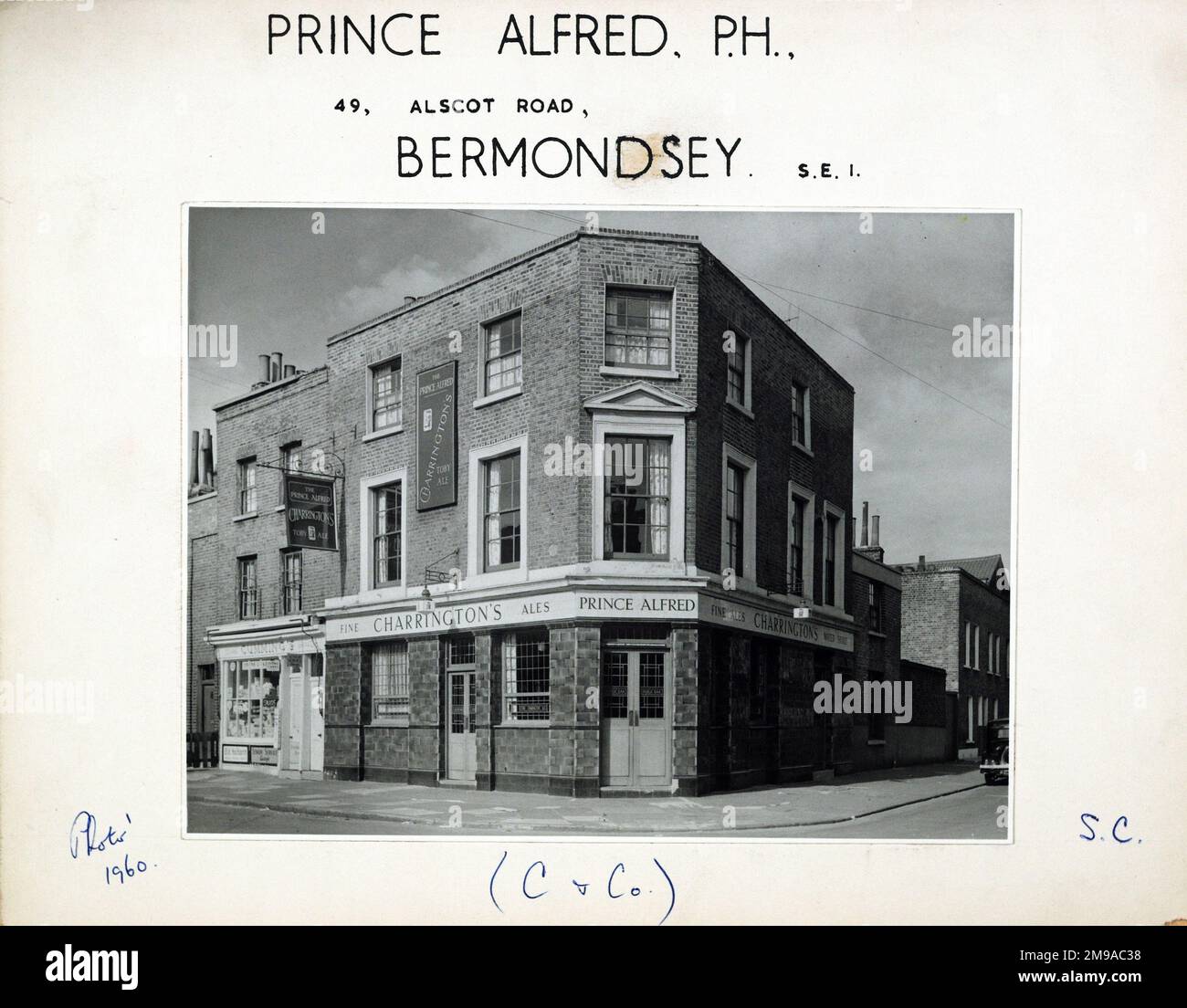 Photograph of Prince Alfred PH, Bermondsey, London. The main side of