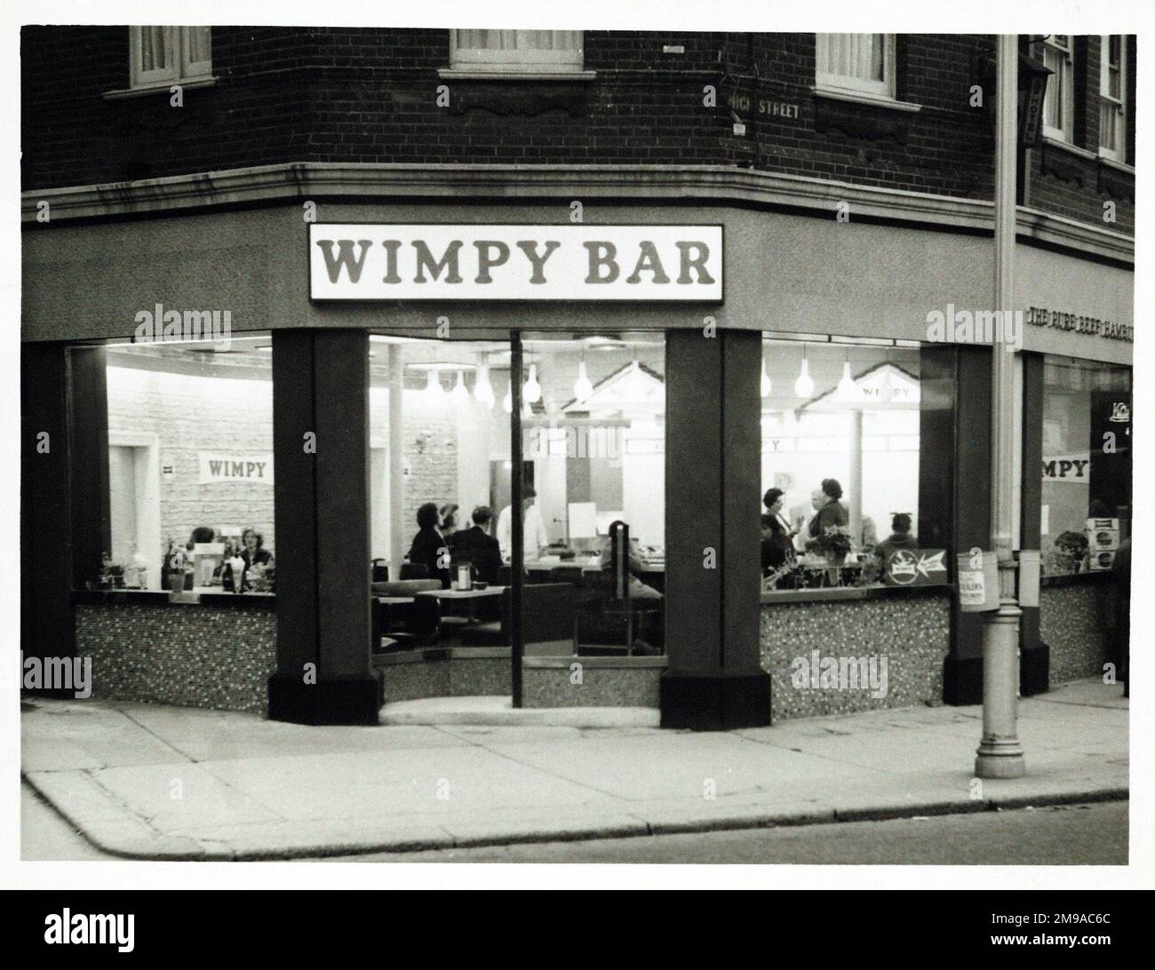 Photograph of Queens Hotel, Grays, Essex. The main side of the print