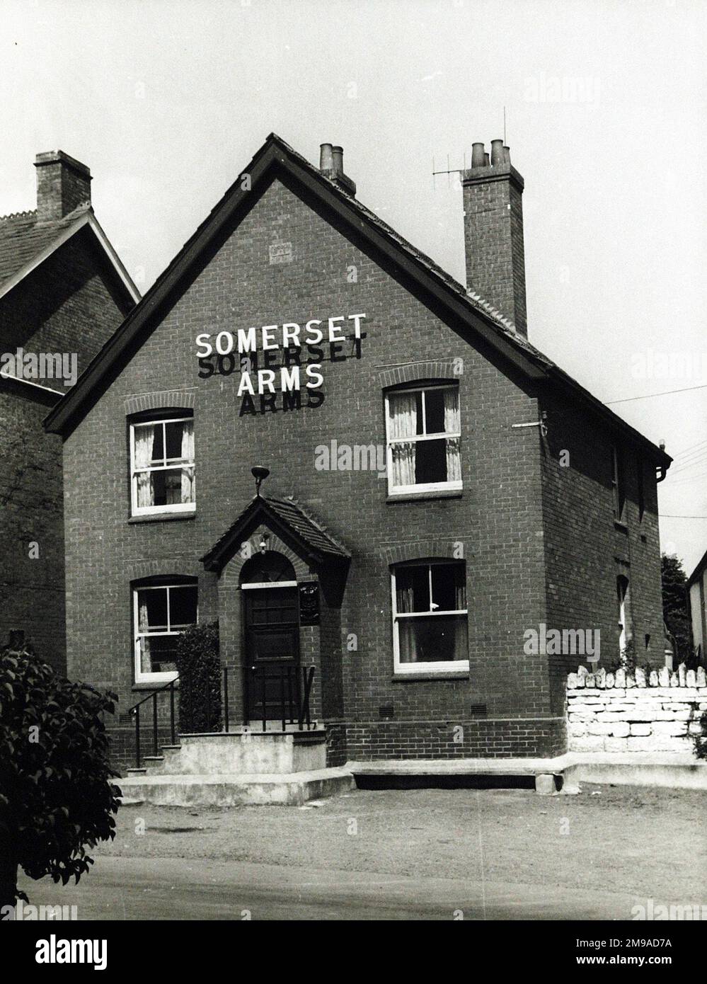 Photograph of Somerset Arms, Bridgwater, Somerset. The main side of the print (shown here) depicts: Right face on view of the pub.  The back of the print (available on request) details: Publican ID for the Somerset Arms, Bridgwater, Somerset TA7 0NX. As of July 2018 . Now in residential use Stock Photo
