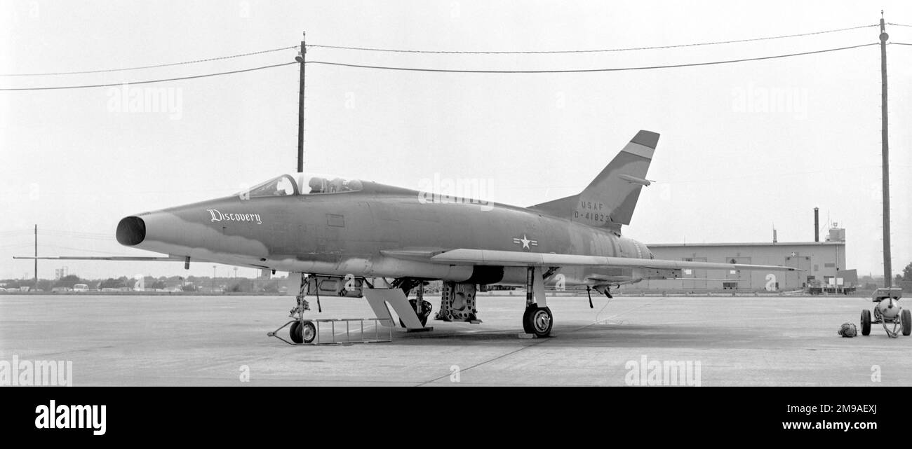 United States Air Force - North American F-100C-15-NA Super Sabre O-41823 (54-1823) (msn 217-84) of the 452nd Fighter Squadron, 322nd Fighter Group, Foster AFB, Victoria, TX. This aircraft participated in the commemorationof the 350th anniversary of the founding of Jamestown, Virginia, in a flight from London. England to Richmond, VA on 13 May 1957, inscribed 'Discovery', after the Jamestown founder's ship. Preserved, and now on display at the Pima Air and Space Museum, Tucson, Arizona. Stock Photo