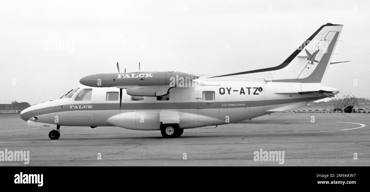 Mu 2b plane hires stock photography and images Alamy