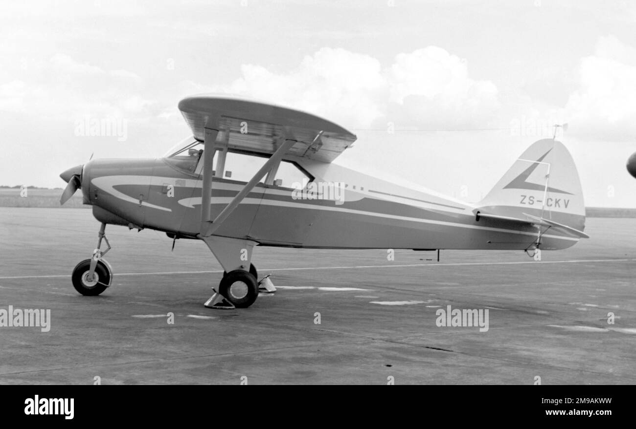 Piper PA-22 Tri-Pacer ZS-CKV Stock Photo