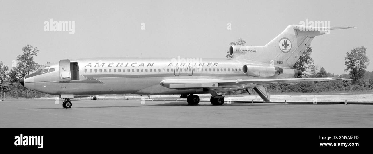 American airlines Black and White Stock Photos & Images - Alamy